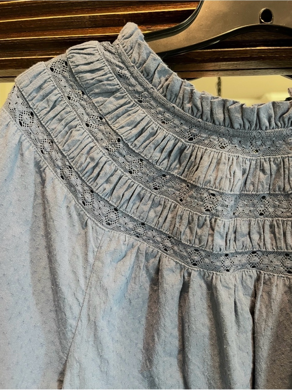 Ann Taylor LOFT Blue Smocked Lace Yoke Shirt XXL - Picture 5 of 8
